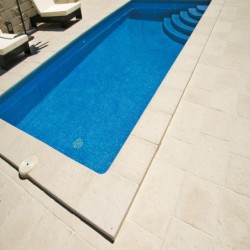 Borde de piscina Palacio 42x50